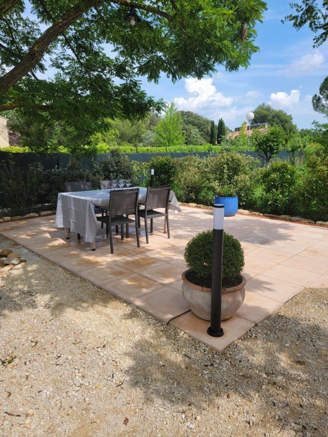 Gite Elegant Au Calme Mazan Εξωτερικό φωτογραφία